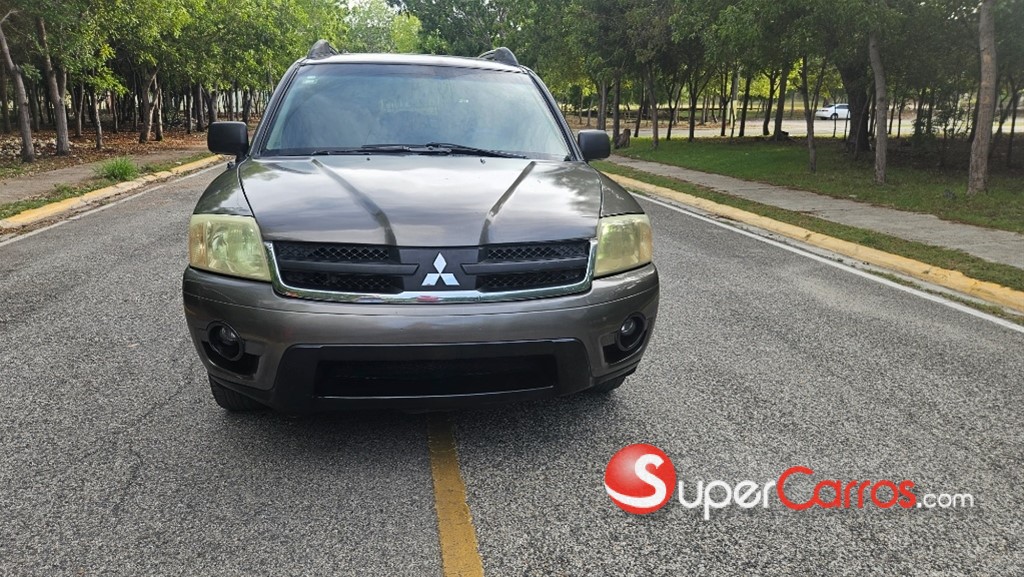 2006 Mitsubishi Motors Endeavor XLS — foto 3 / 11