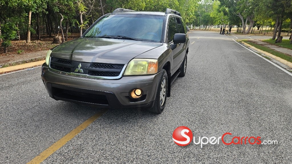 2006 Mitsubishi Motors Endeavor XLS — foto 8 / 11