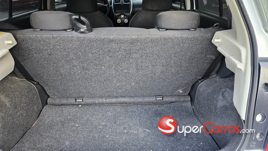 2019 Nissan March — foto 5 / 12