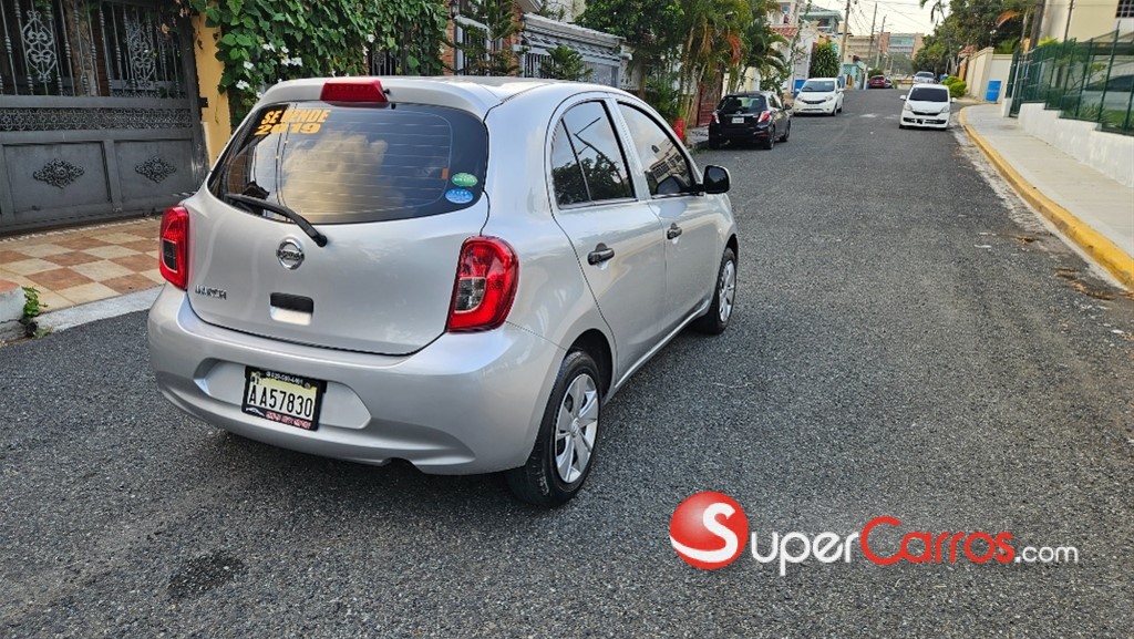 2019 Nissan March — foto 8 / 12