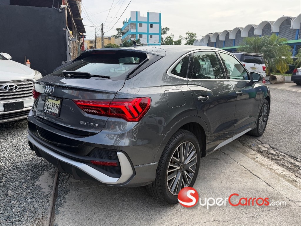 2021 Audi Q3 SportBack — foto 2 / 12