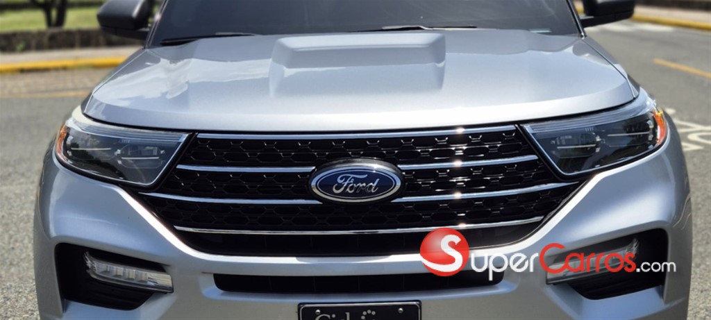 2021 Ford Explorer XLT 4WD — foto 6 / 12