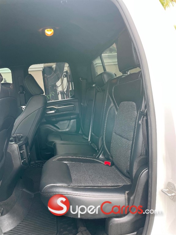 2020 Dodge Ram Rebel Sport — foto 8 / 12