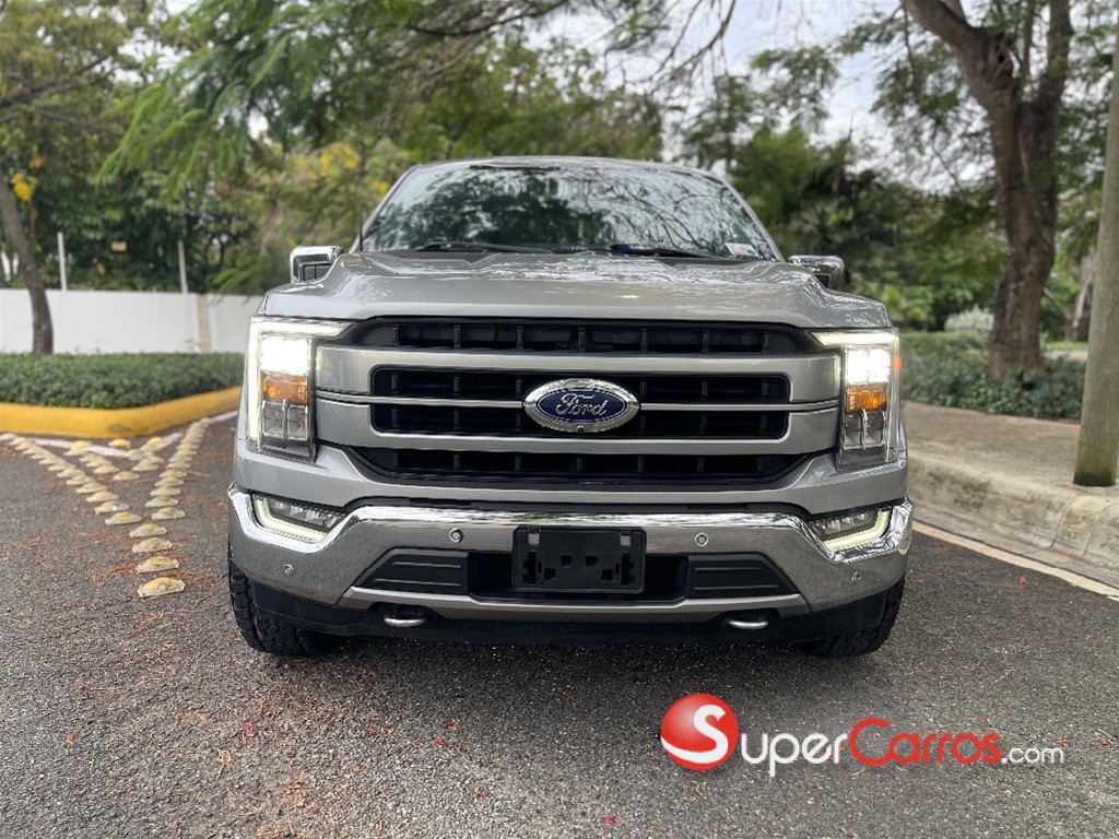 2021 Ford F 150 XLT ECOBOOST — foto 2 / 12