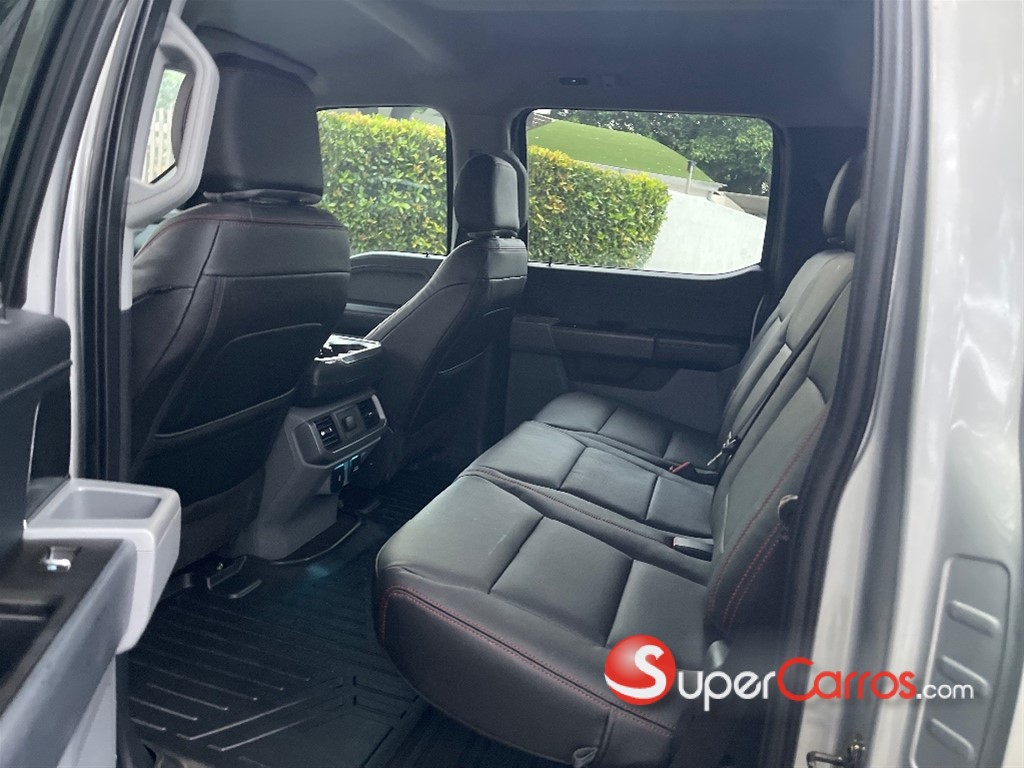 2021 Ford F 150 XLT ECOBOOST — foto 4 / 12