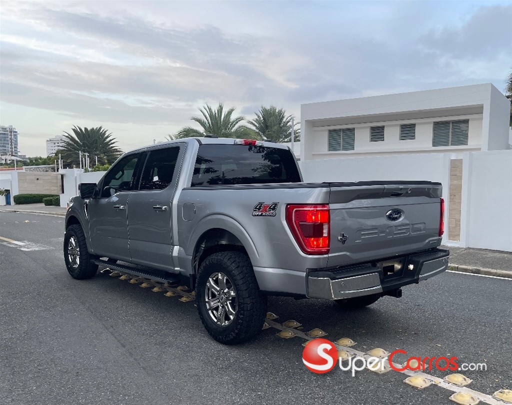 2021 Ford F 150 XLT ECOBOOST — foto 7 / 12