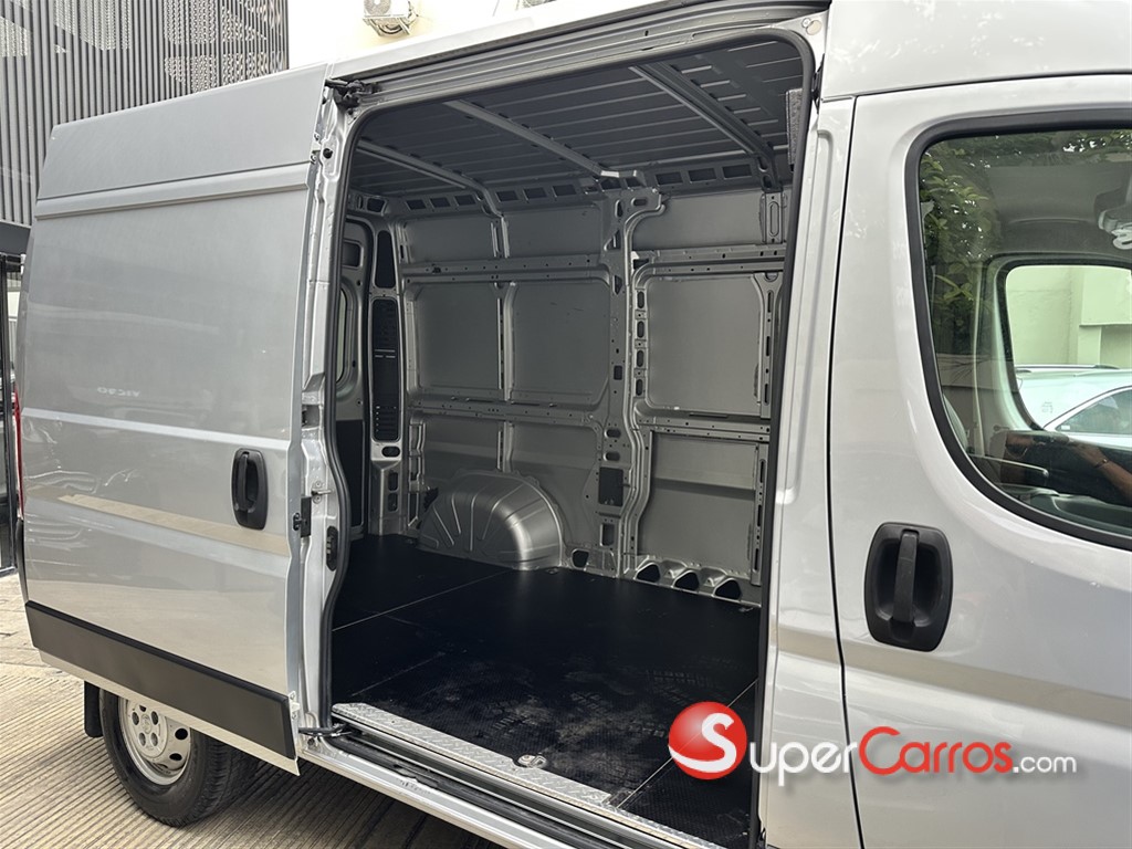 2020 Ram Promaster 2500 — foto 6 / 12