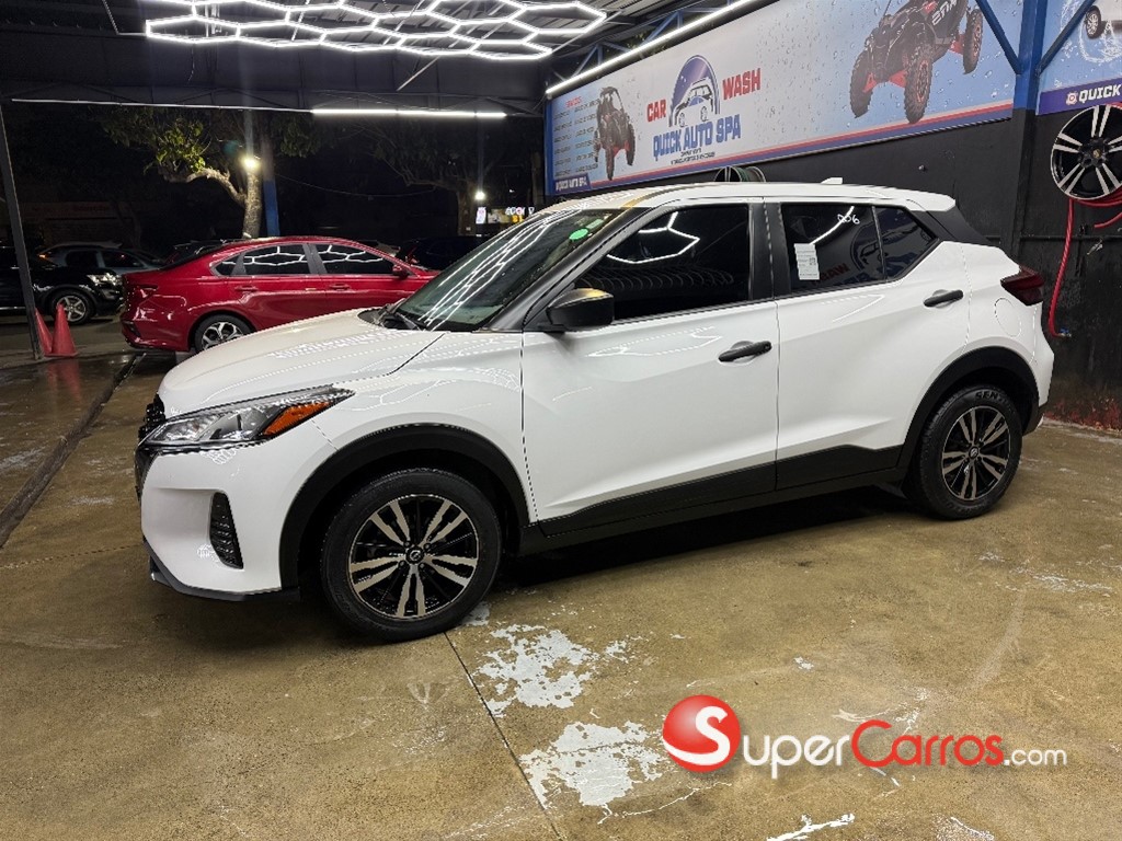 2021 Nissan Kicks — foto 2 / 11