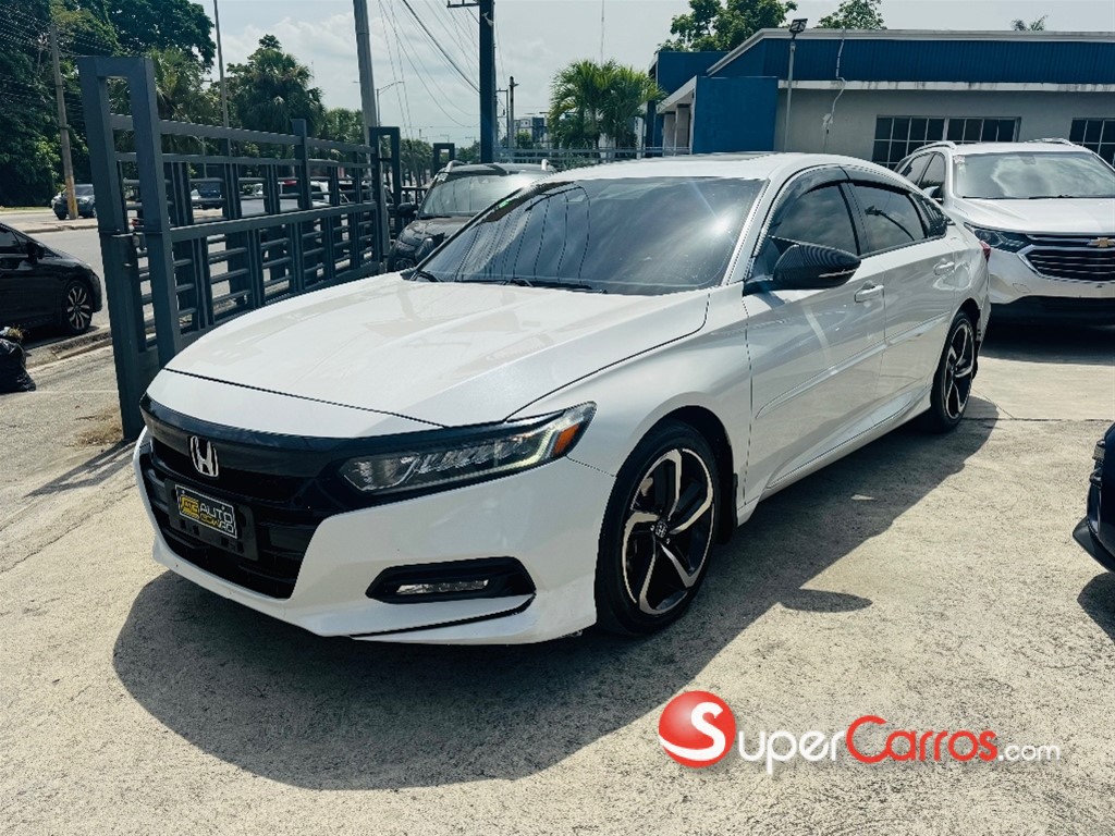 2018 Honda Accord EX — foto 2 / 12