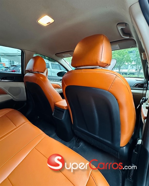 2018 Hyundai Elantra SEL — foto 7 / 11