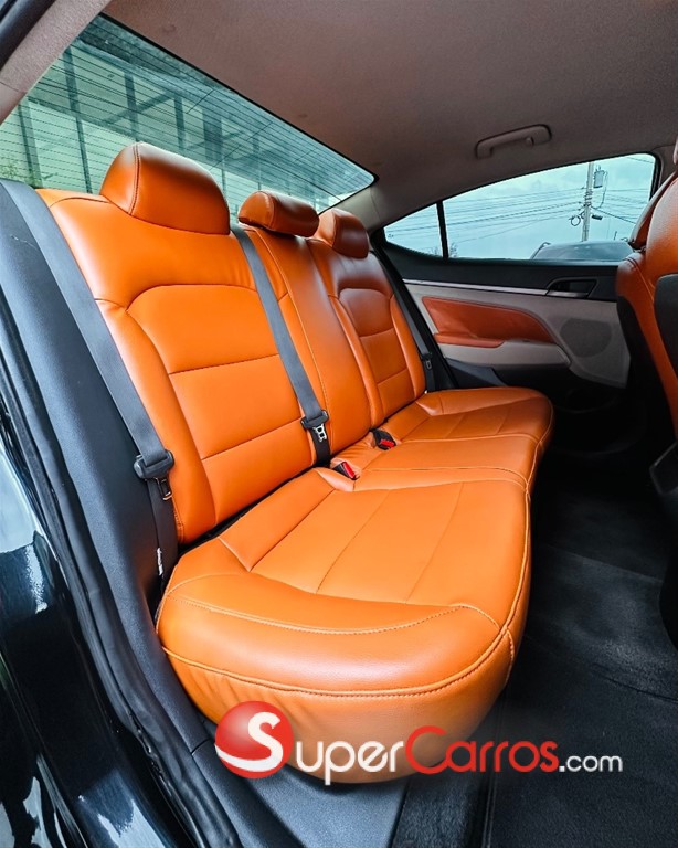 2018 Hyundai Elantra SEL — foto 8 / 11
