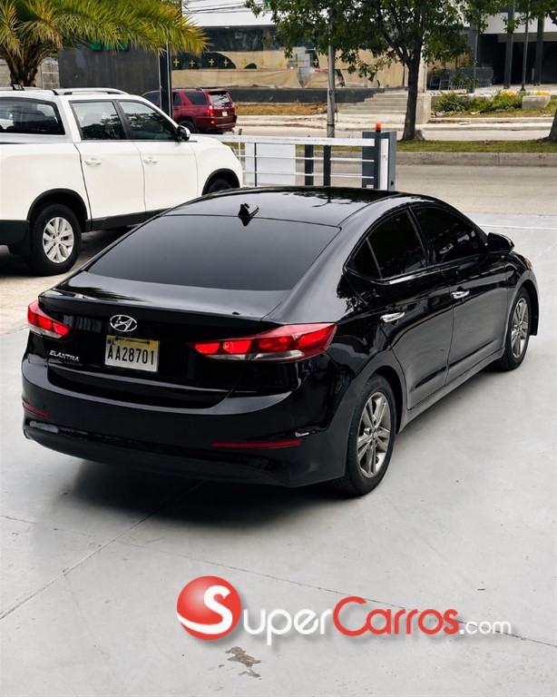 2018 Hyundai Elantra SEL — foto 9 / 11