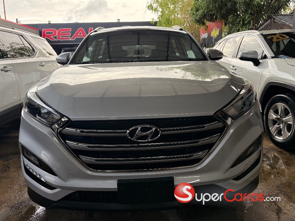 2018 Hyundai Tucson LIMITED — foto 8 / 12