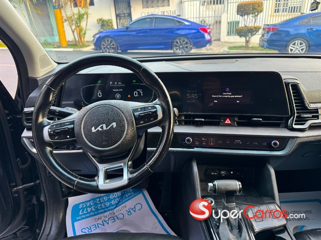 2023 Kia Sportage EX — foto 8 / 10