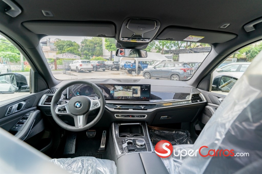 2026 BMW X 5 M Package — foto 4 / 9