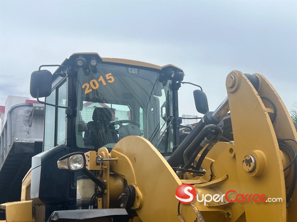2015 Caterpillar 938K — foto 6 / 9