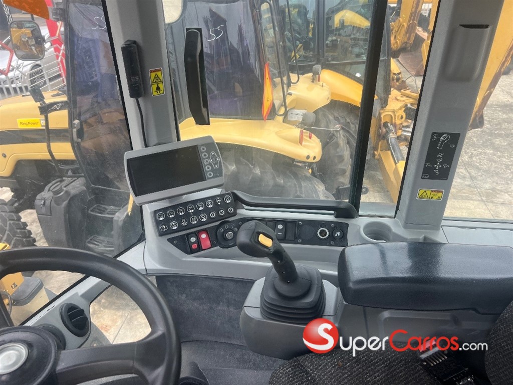 2015 Caterpillar 938K — foto 8 / 9
