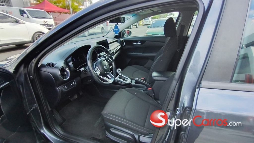 2019 Kia Forte S — foto 4 / 10