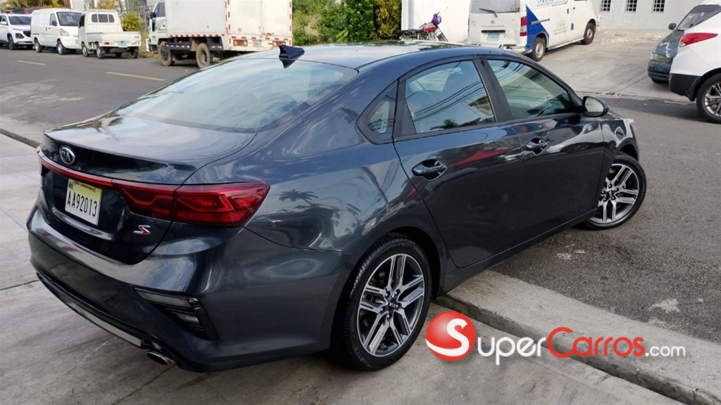 2019 Kia Forte S — foto 8 / 10