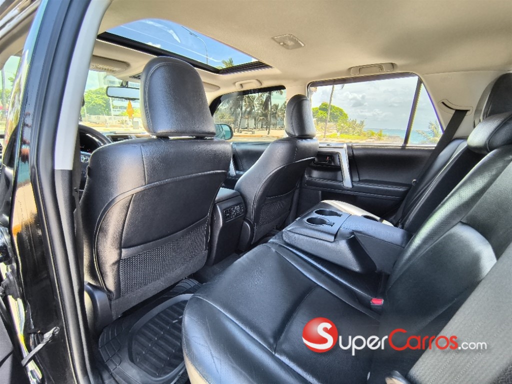 2011 Toyota 4 Runner Limited — foto 8 / 12
