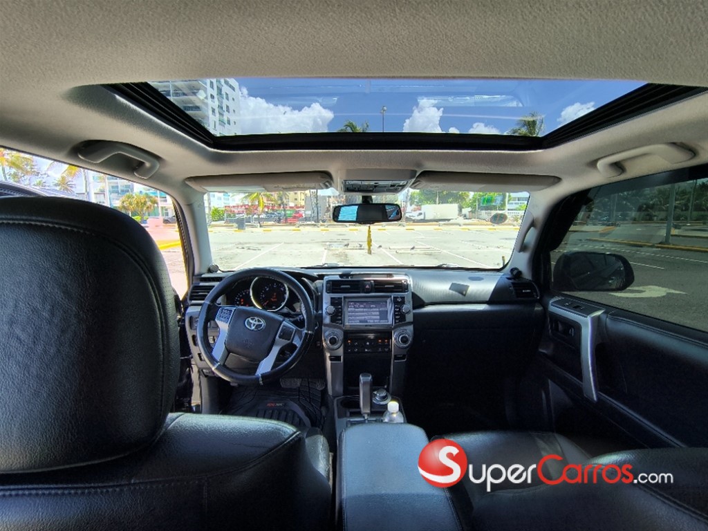 2011 Toyota 4 Runner Limited — foto 9 / 12