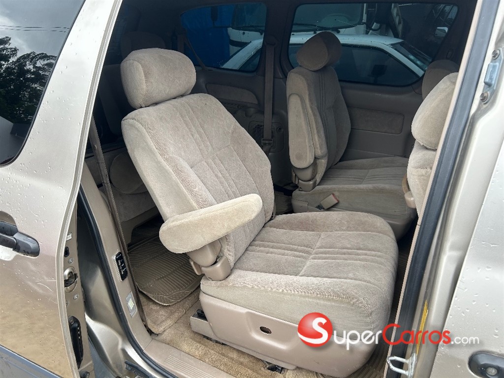 2000 Toyota Sienna — foto 10 / 11