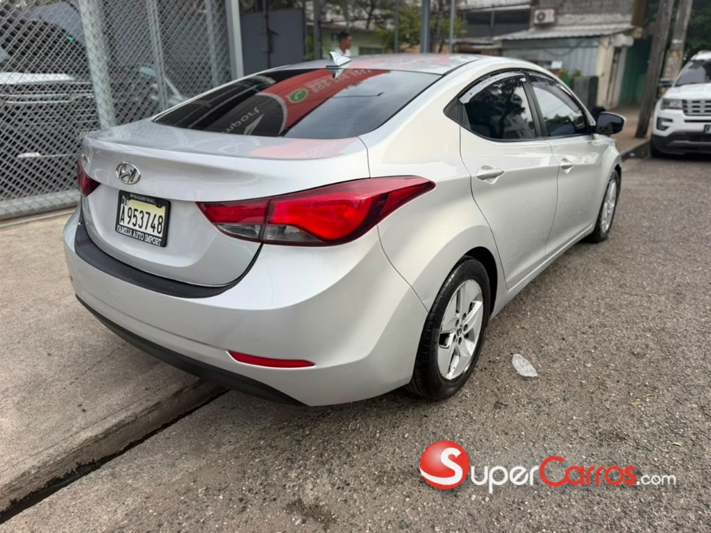 2016 Hyundai Elantra SE — foto 5 / 10