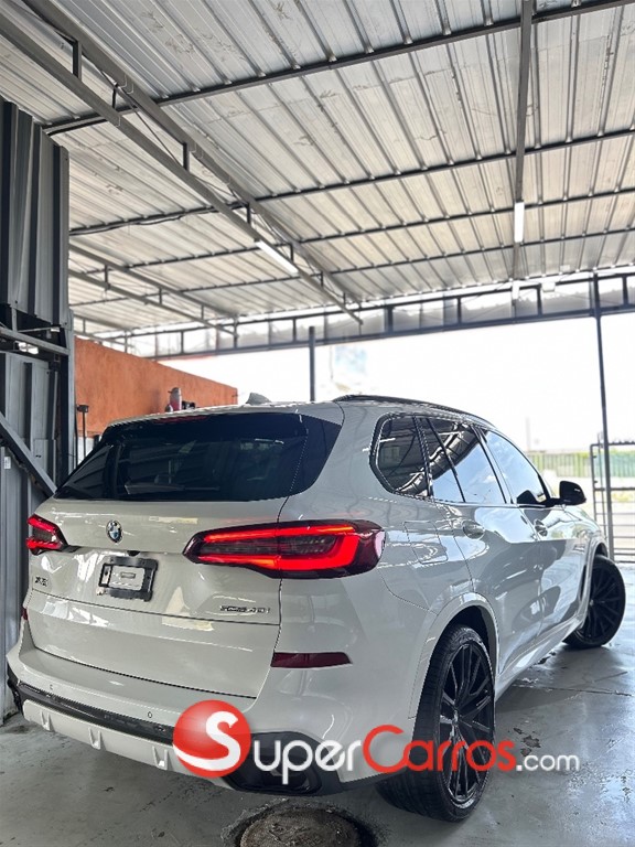 2022 BMW X 5 SDRIVE 40i — foto 7 / 12