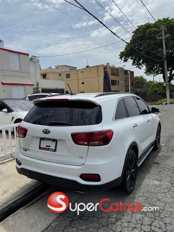 2020 Kia Sorento S — foto 7 / 12