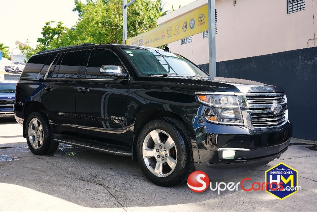 2016 Chevrolet Tahoe LTZ — foto 2 / 10