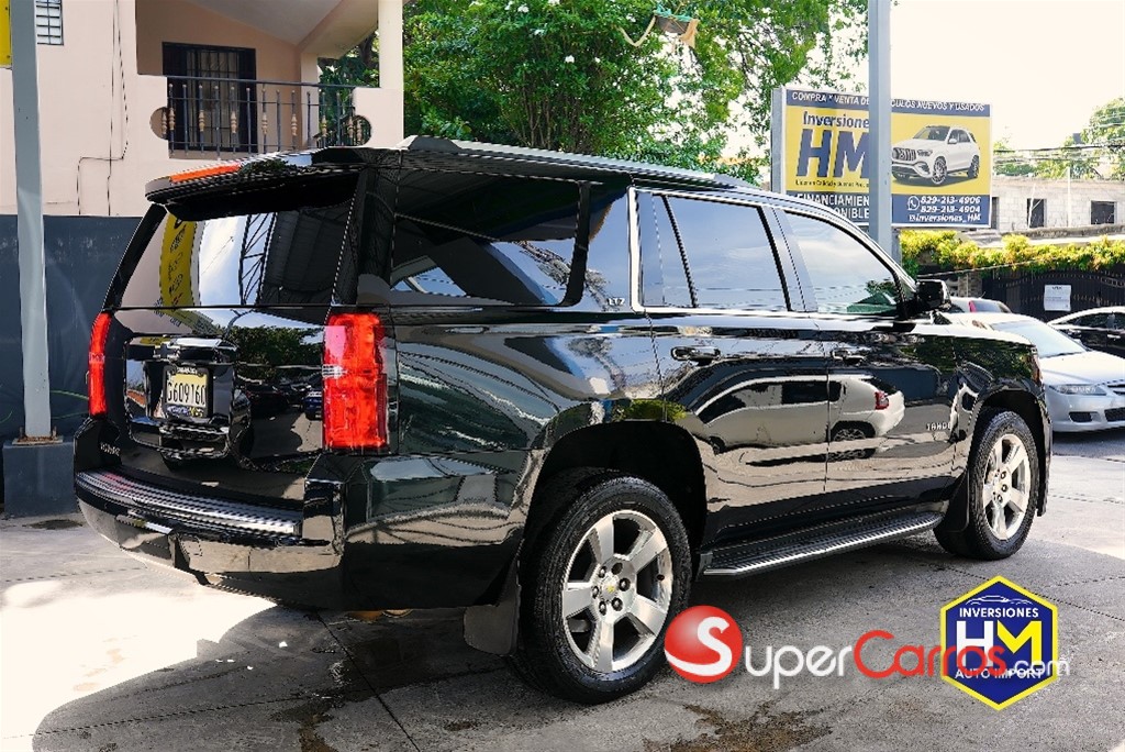 2016 Chevrolet Tahoe LTZ — foto 7 / 10