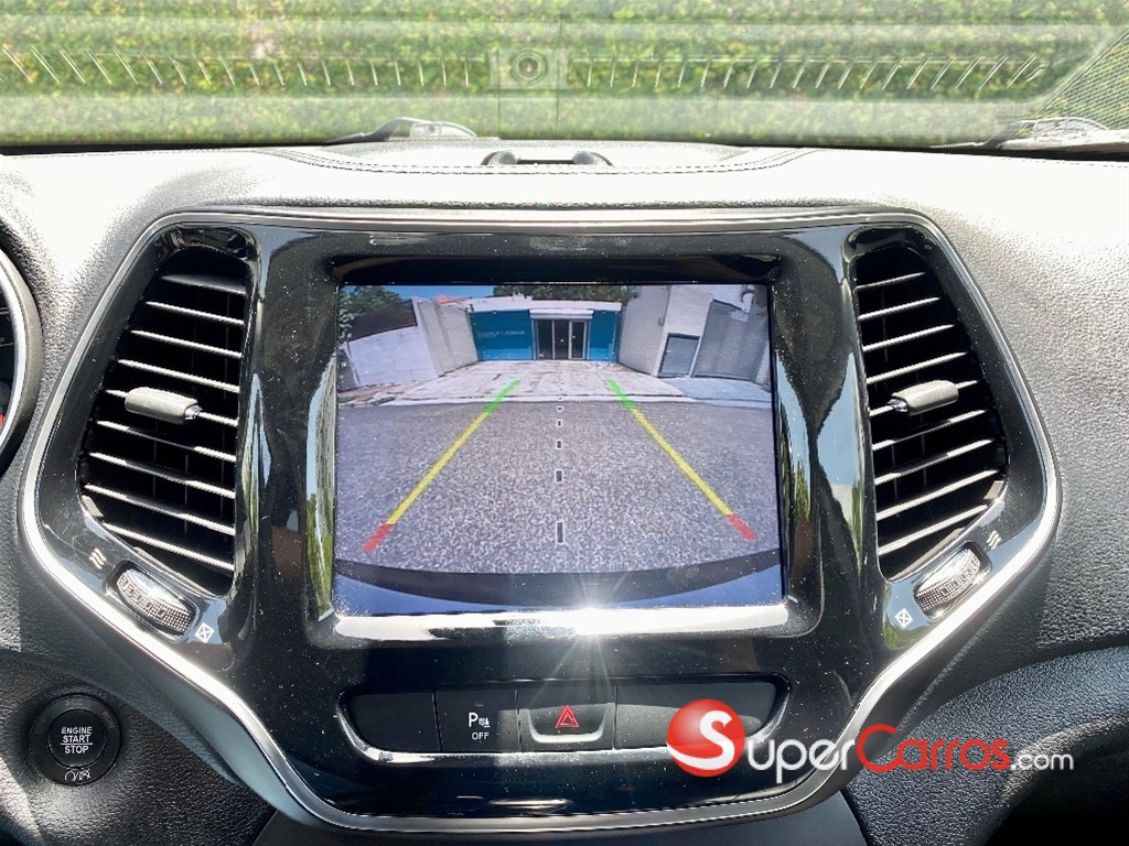 2020 Jeep Cherokee Limited — foto 10 / 12