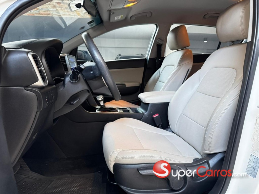 2021 Kia Sportage — foto 8 / 11