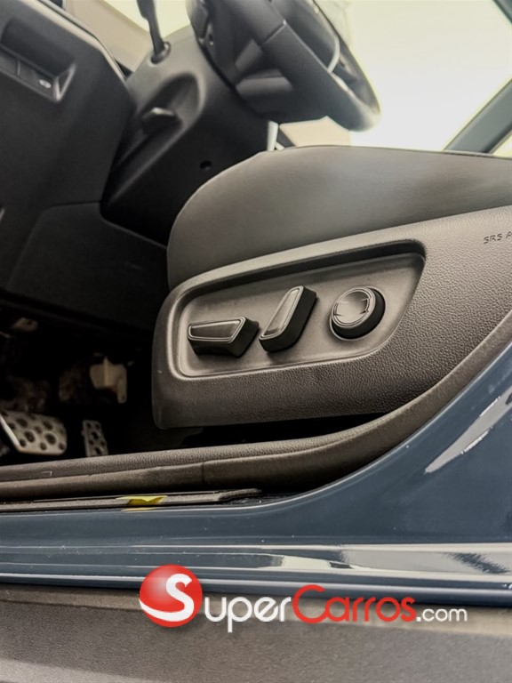 2027 Toyota RAV4 GR Sport — foto 7 / 10