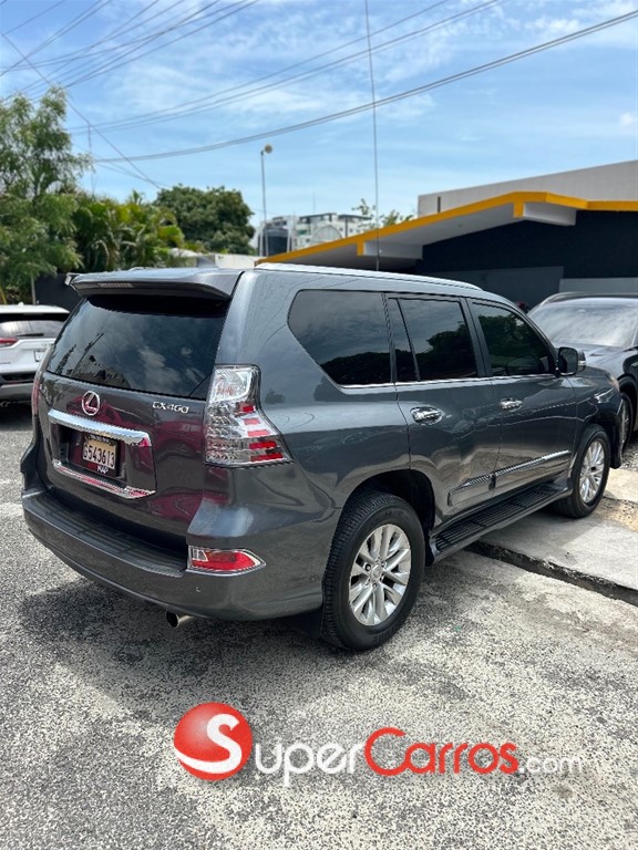 2016 Lexus GX 460 — foto 5 / 8