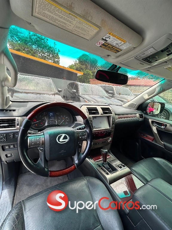 2016 Lexus GX 460 — foto 6 / 8