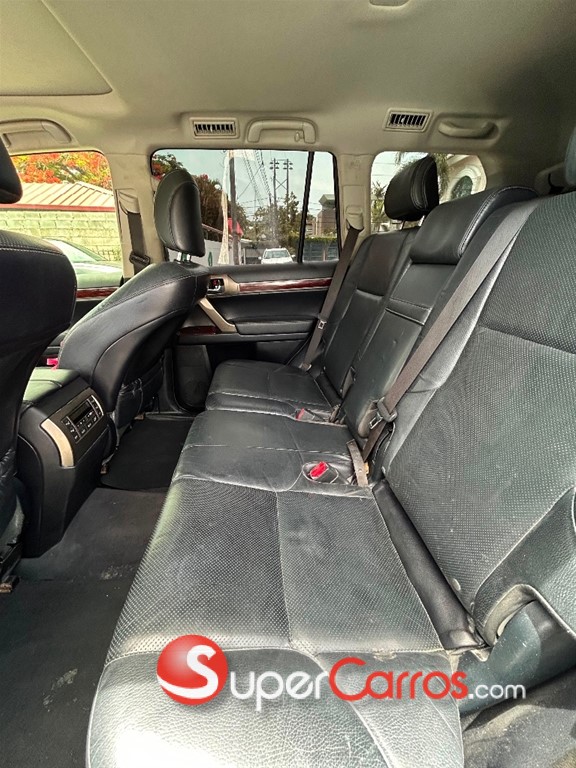 2016 Lexus GX 460 — foto 8 / 8