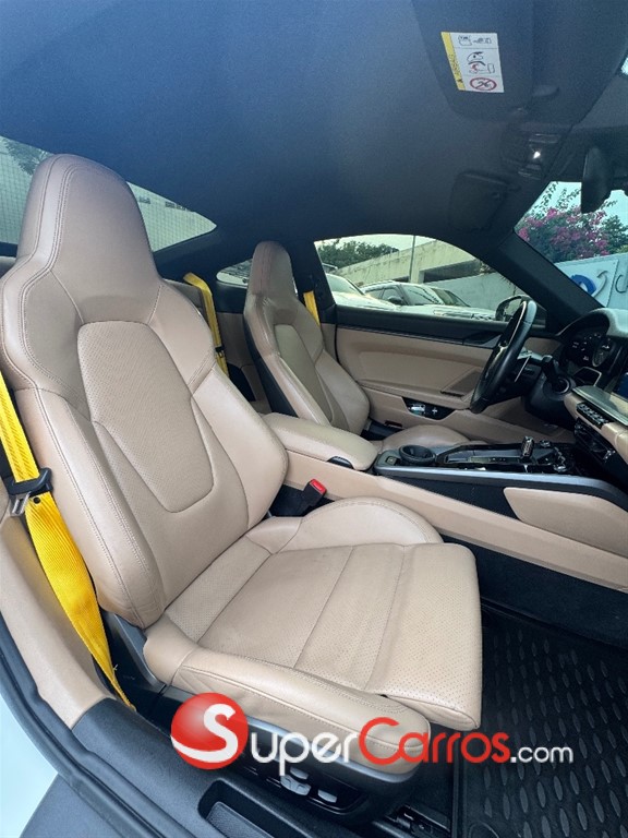 2020 Porsche 911 Carrera S — foto 9 / 10
