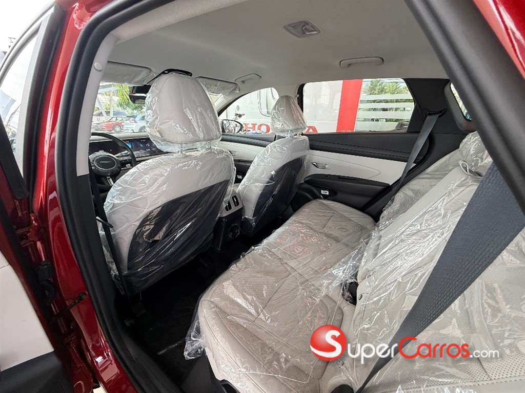 2026 Hyundai Tucson Signature — foto 8 / 10