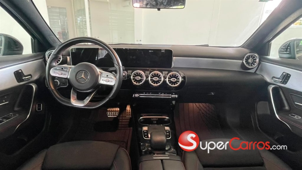 2020 Mercedes-Benz Clase A 200 — foto 3 / 8