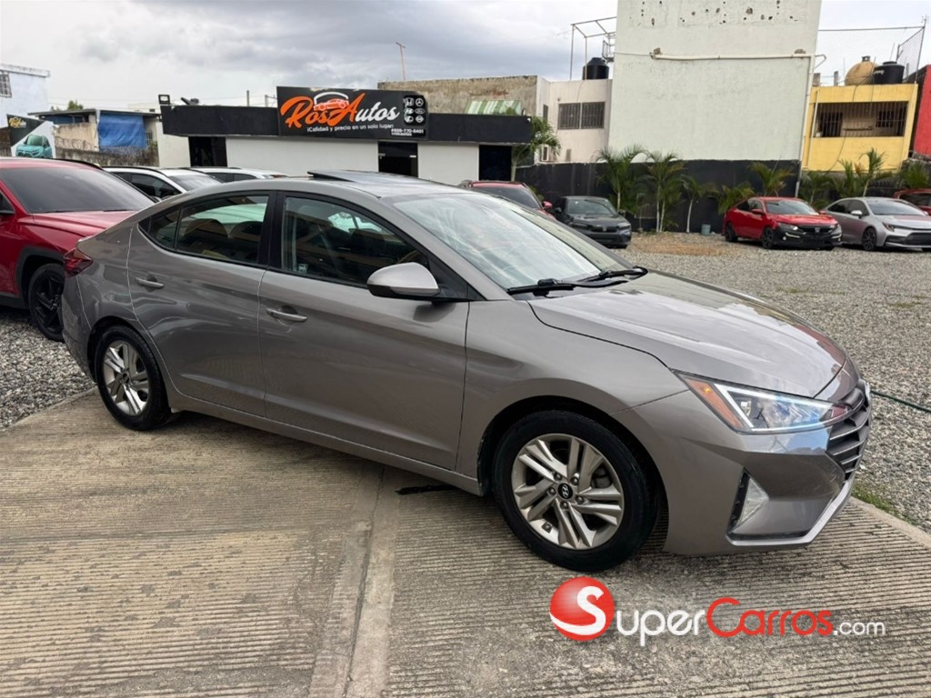 2020 Hyundai Elantra Value Edition — foto 3 / 9