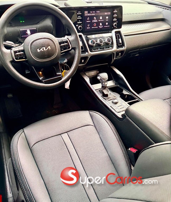 2022 Kia Sorento LX — foto 9 / 12