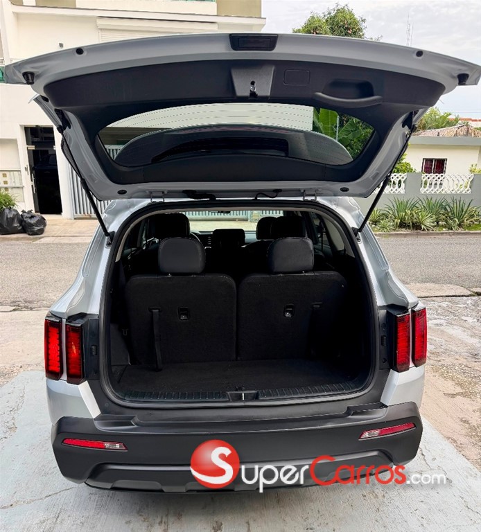 2022 Kia Sorento LX — foto 11 / 12