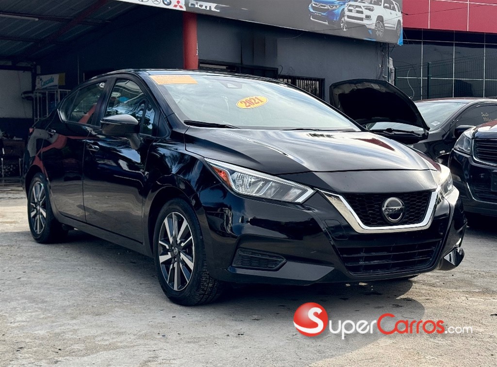 2021 Nissan Versa SV — foto 3 / 10