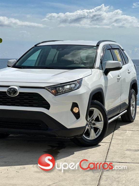 2020 Toyota RAV4 XLE — foto 12 / 12