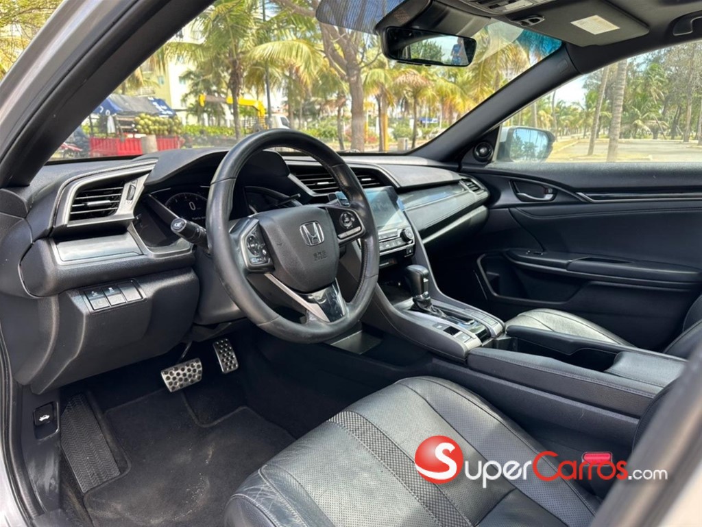 2020 Honda Civic Sport Touring — foto 8 / 12