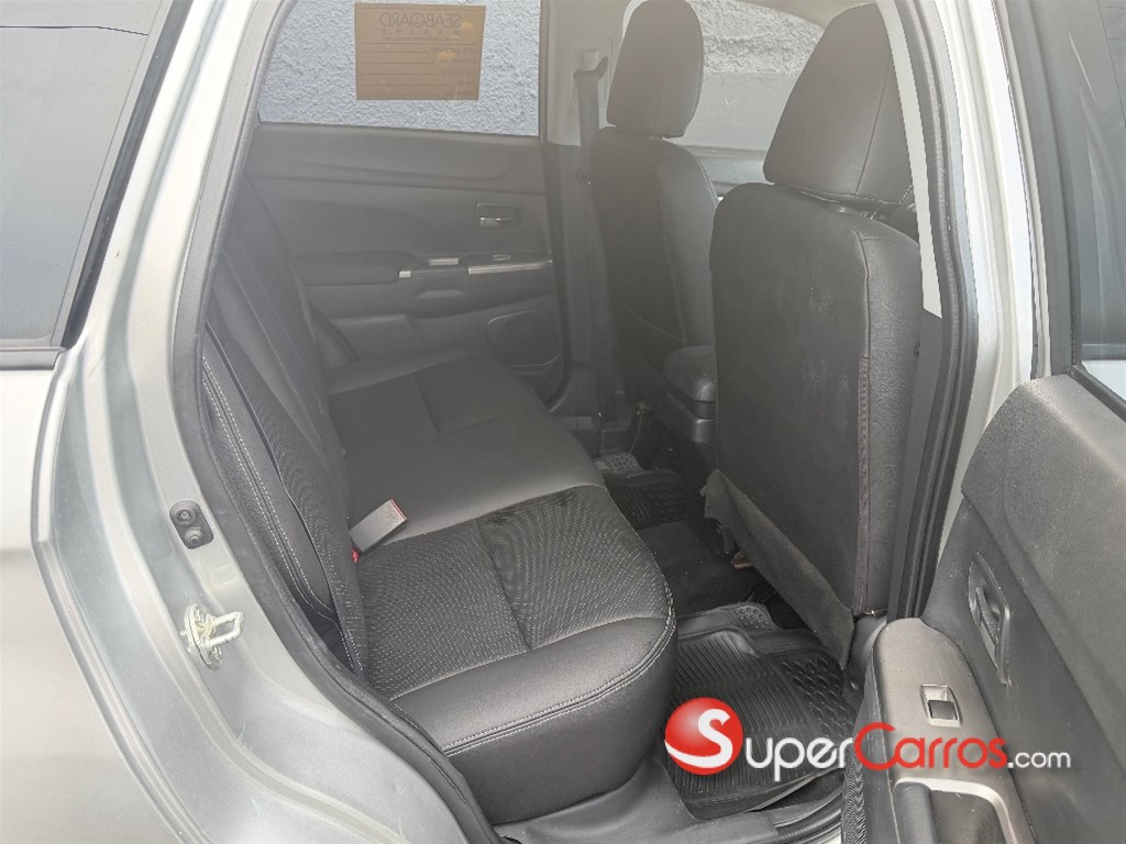 2020 Mitsubishi Motors Outlander Sport — foto 2 / 9