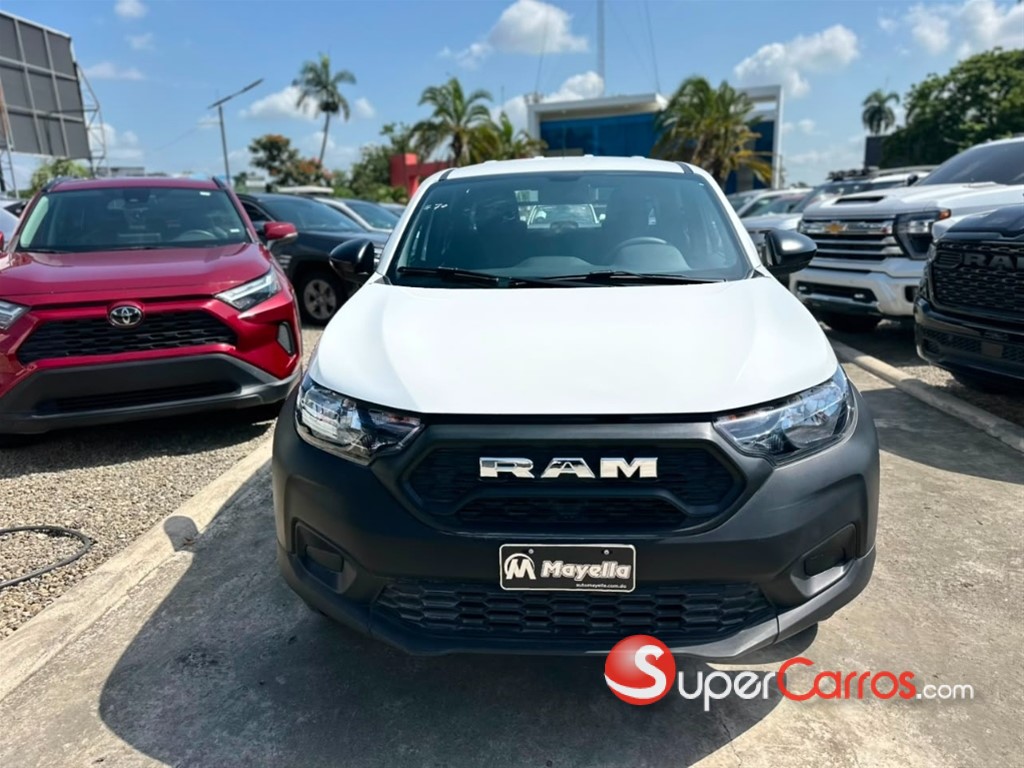 2026 Ram 700 SLT — foto 2 / 9