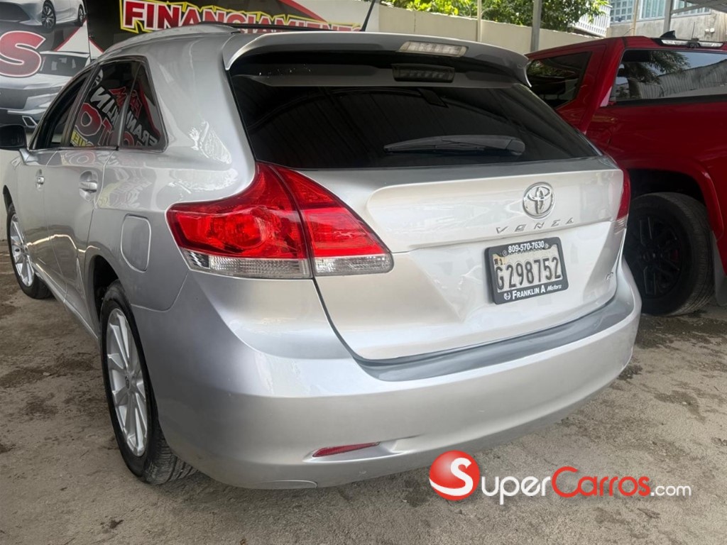 2010 Toyota Venza — foto 5 / 8