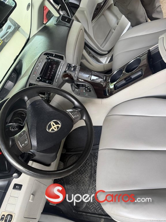 2010 Toyota Venza — foto 6 / 8